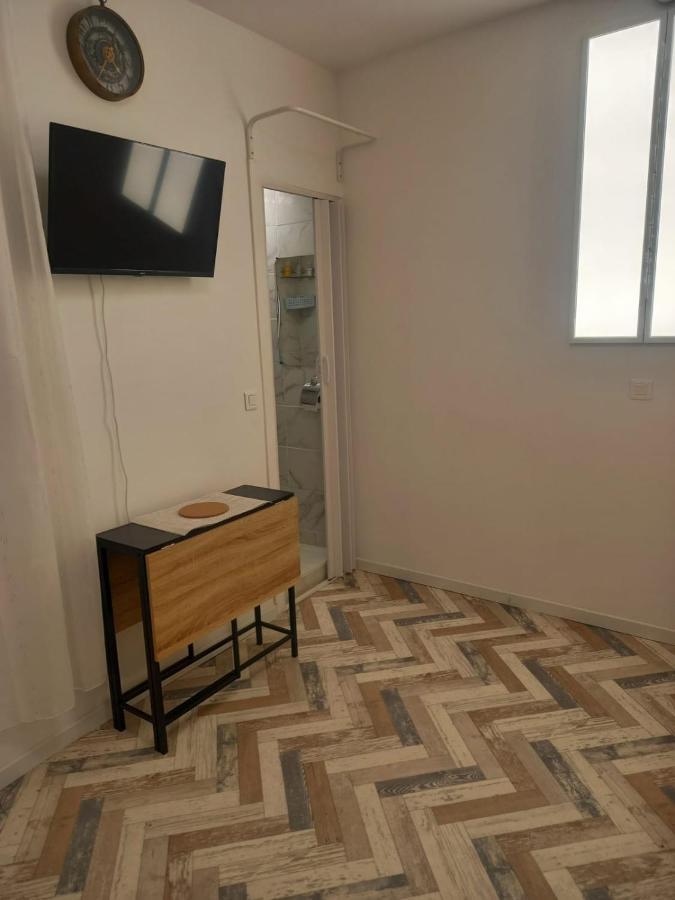 Tres Joli Petit Studio Aux Portes Paris Ivry-sur-Seine Dış mekan fotoğraf